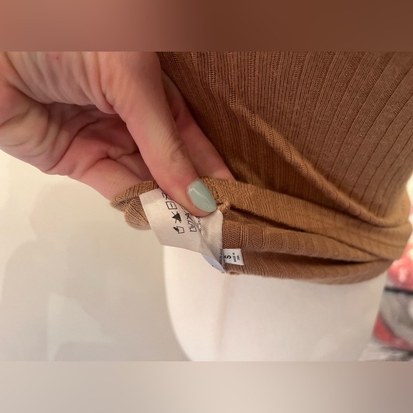 Reformation Jeans Ribbed Cap Sleeve Tee Brown Small - Picture 5 of 5